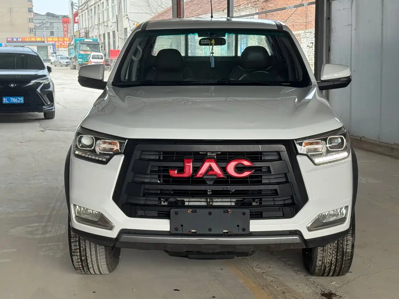 JIANGQI GROUP JAC T8