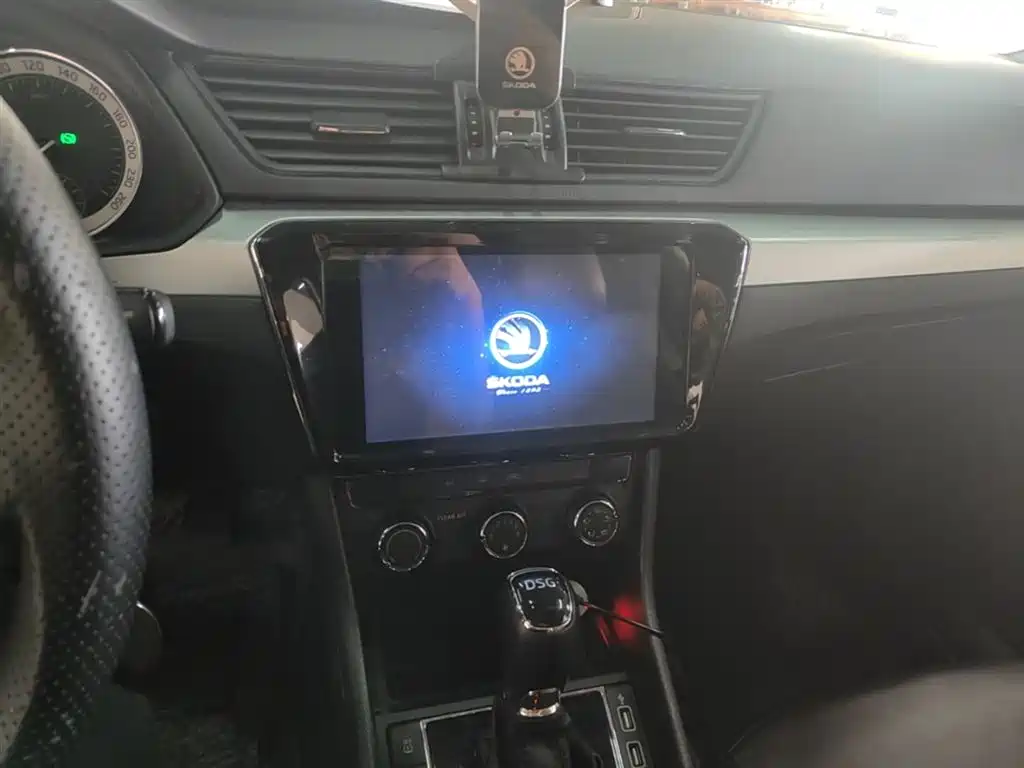 Škoda Superb 2018 TSI280 DSG Standard (China V) фото 13