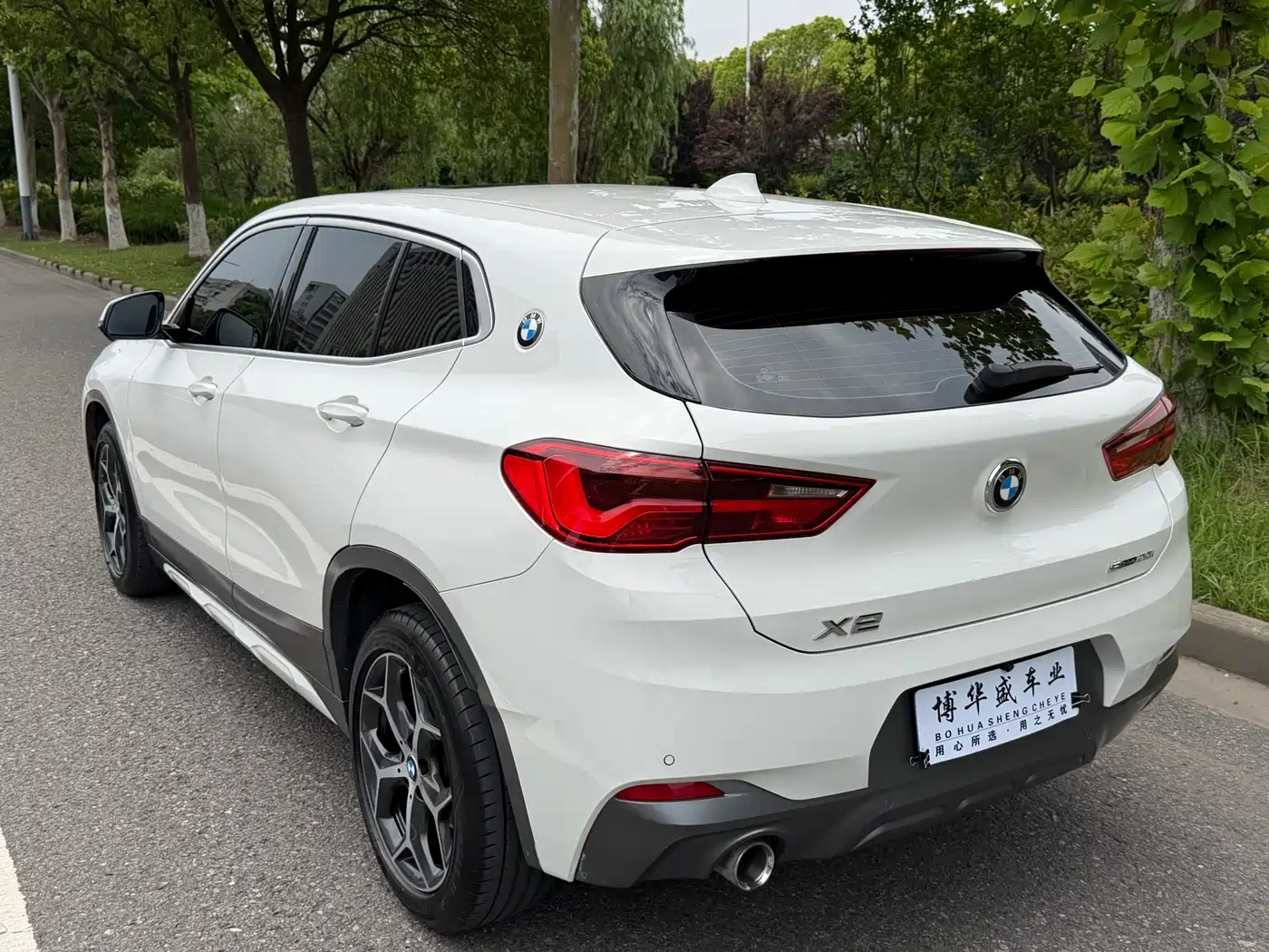 BMW X2 (Import) 2019 sDrive20i M Off-Road Package China VI фото 11