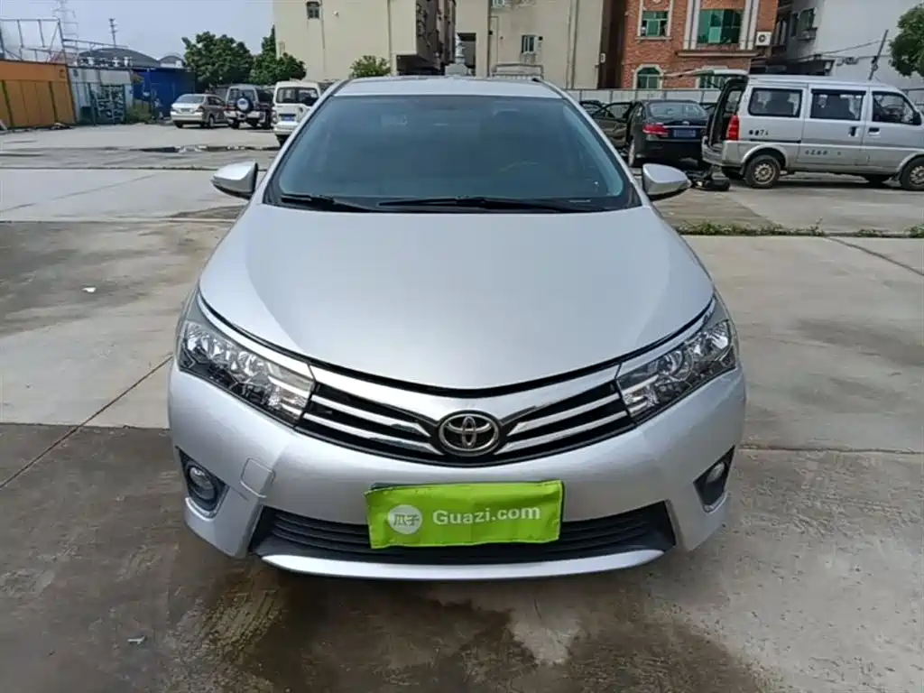 Toyota Corolla 2017 Facelift 1.6L S-CVT GL фото 3