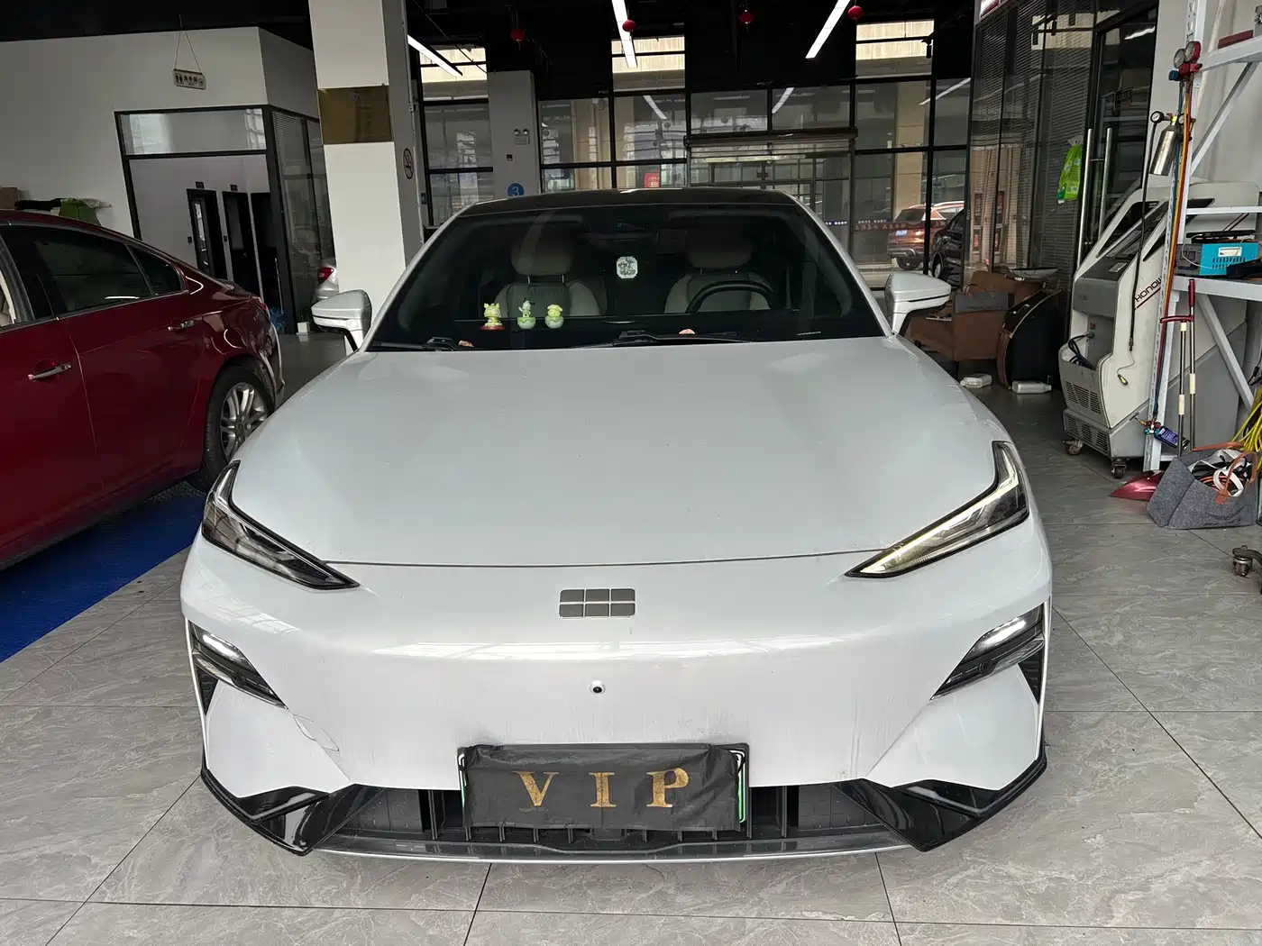 Geely Galaxy Galaxy E8 2024 2024 Model 550km RWD Soaring Dragon Edition