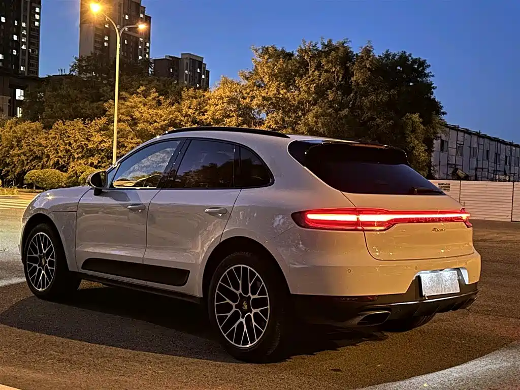 Porsche Macan 2018 Macan 2.0T фото 15