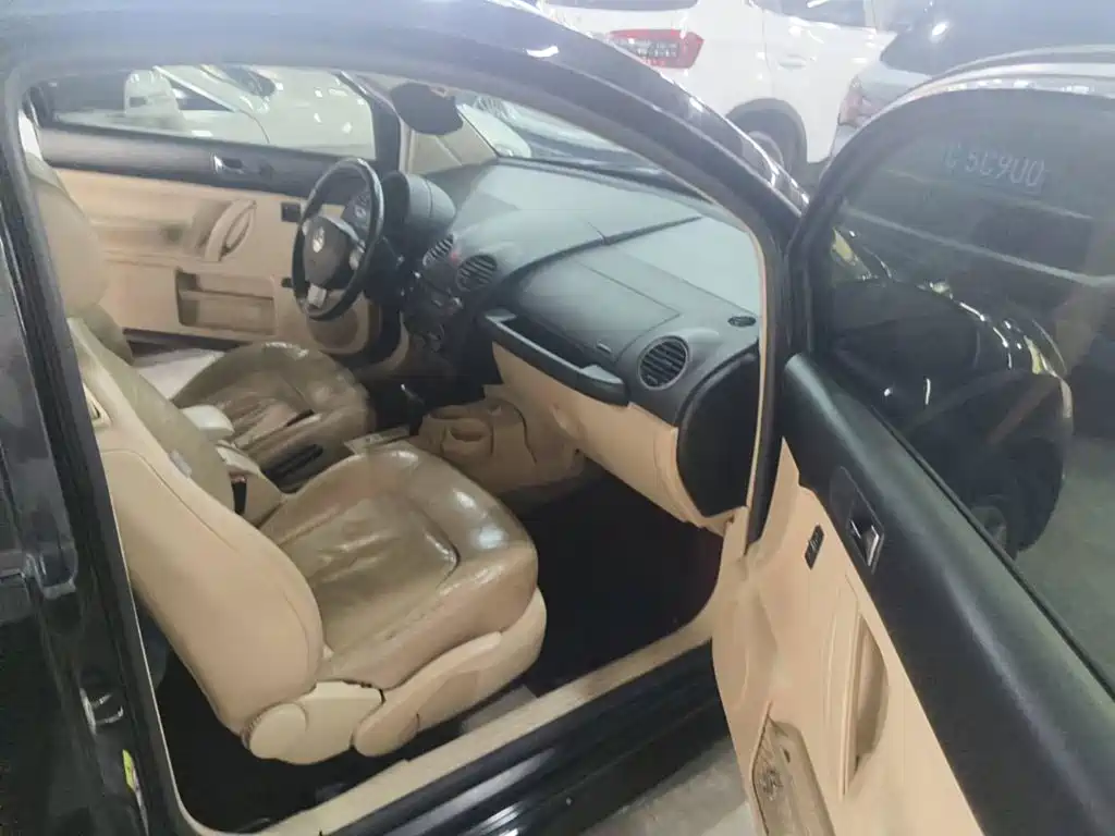 Volkswagen Beetle 2007 2006 Model 2.0 Luxury Edition