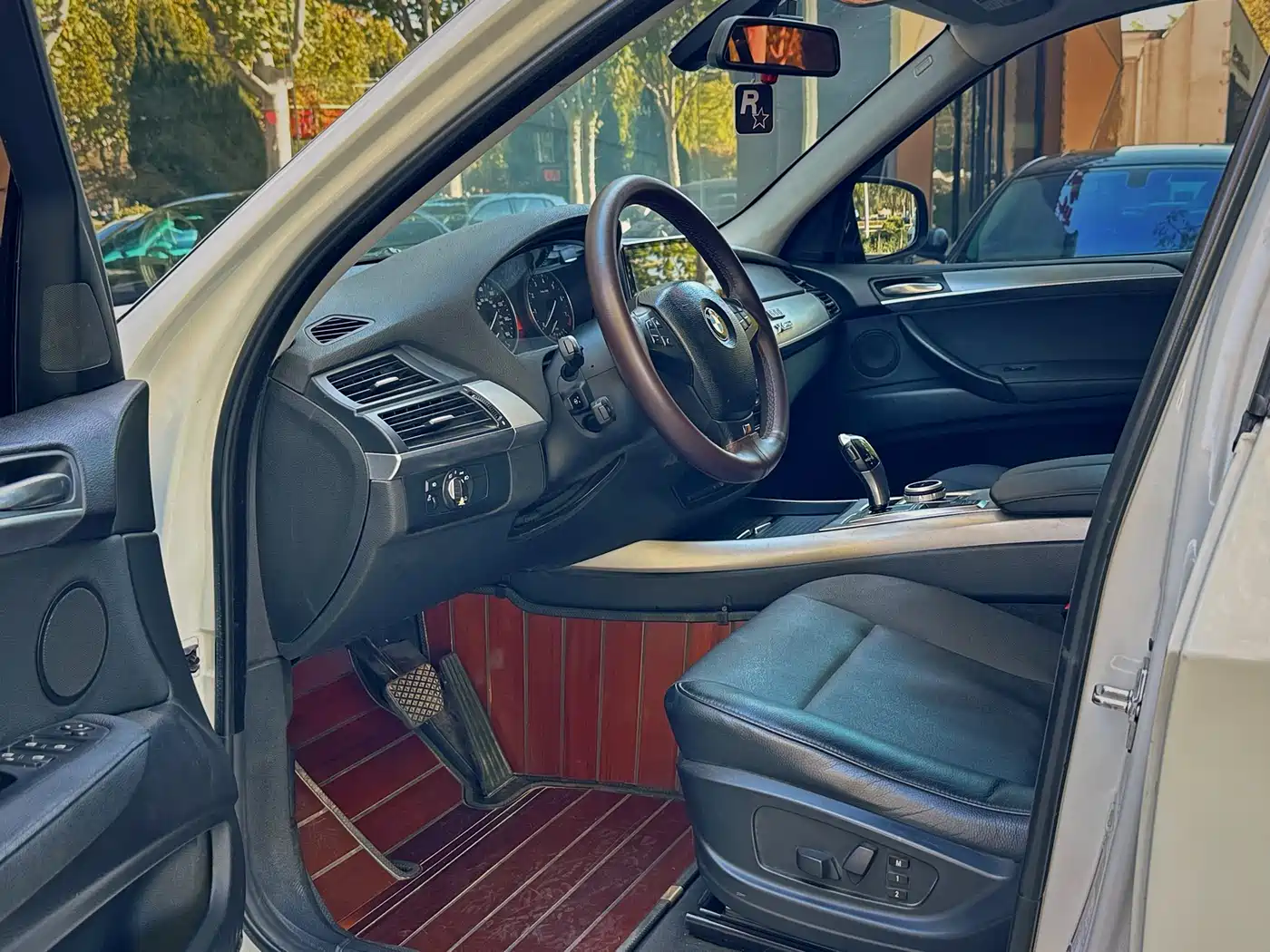 BMW X5 (Import) 2008 Model xDrive30i Elegance Edition фото 12