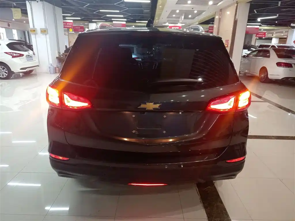 Chevrolet Equinox 2018 535T Automatic Control Edition фото 6