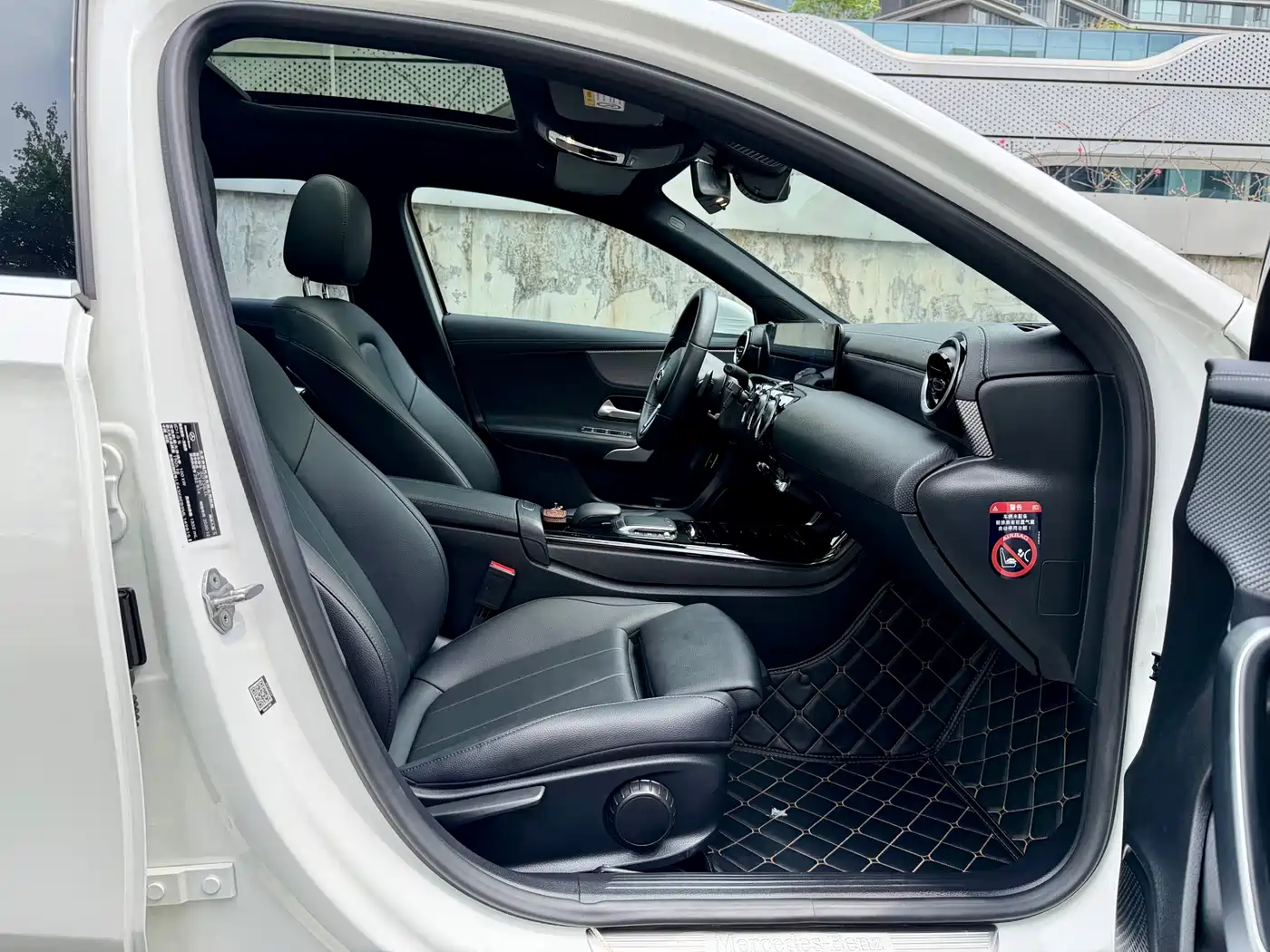 Mercedes-Benz A-Class 2020 Model Facelift A 180 L фото 21