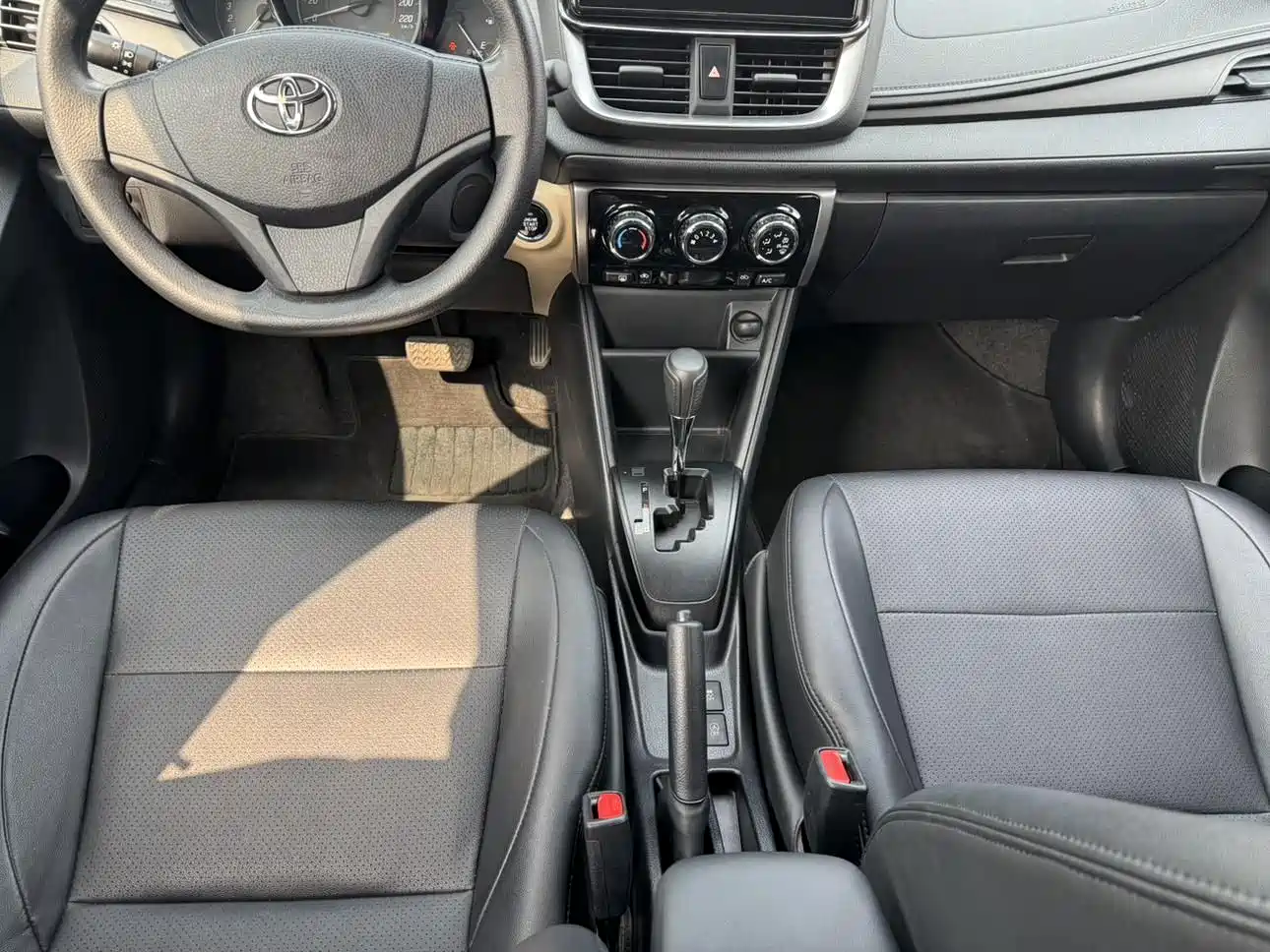 Toyota YARiS L Zhi Xuan 2021 1.5L CVT Leading Edition фото 13