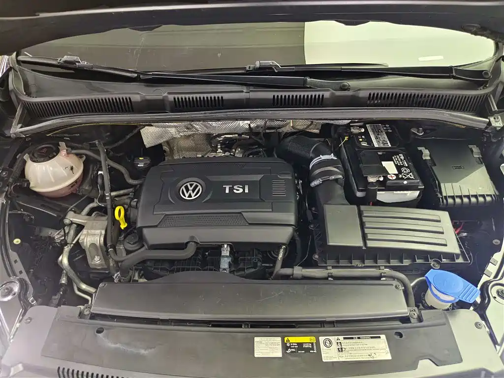 Volkswagen Sharan 2018 380TSI Premium 7-Seater фото 16