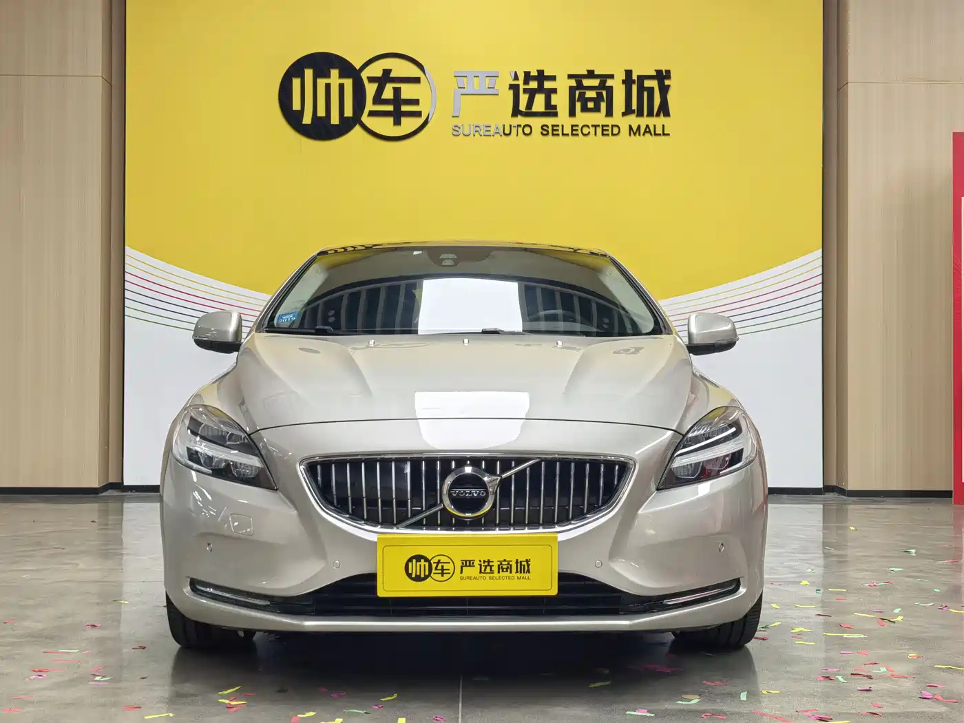 Volvo V40 2017 2017 T3 R-Design