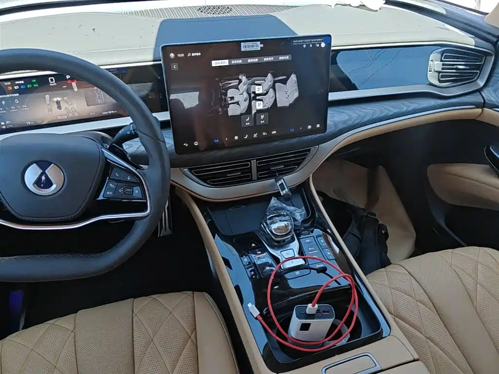 Denza D9 2025 DM-i Smart Driving Edition 1020 AWD Flagship фото 13