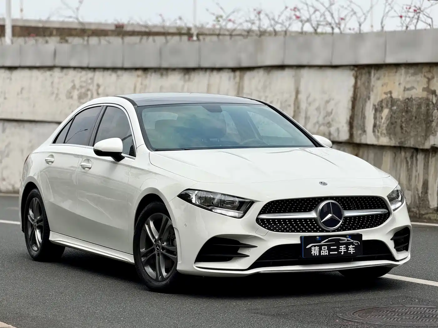 Mercedes-Benz A-Class 2020 Model Facelift A 180 L фото 3