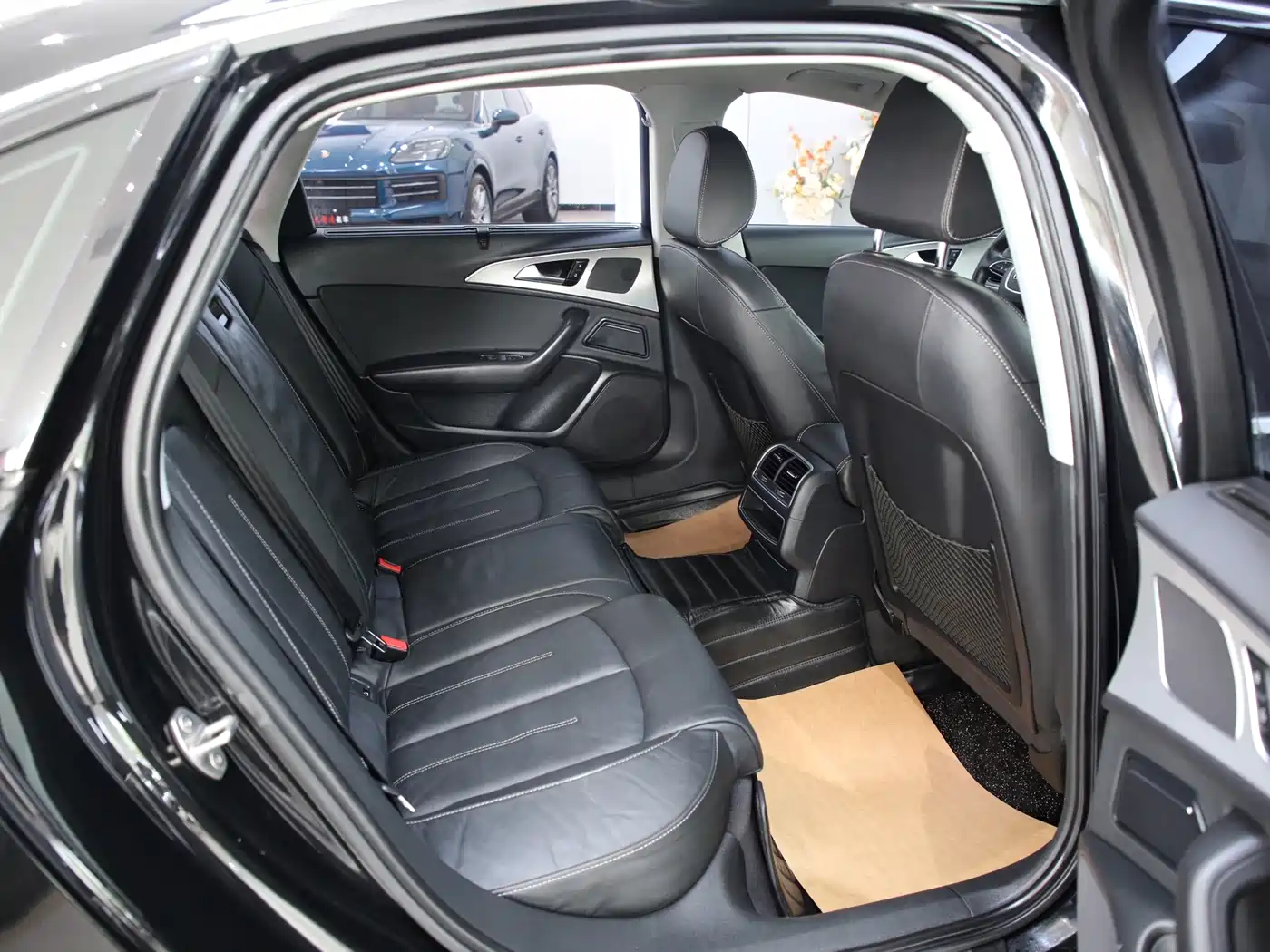 Audi A6L 2018 Model 35 TFSI Collector's Edition фото 6