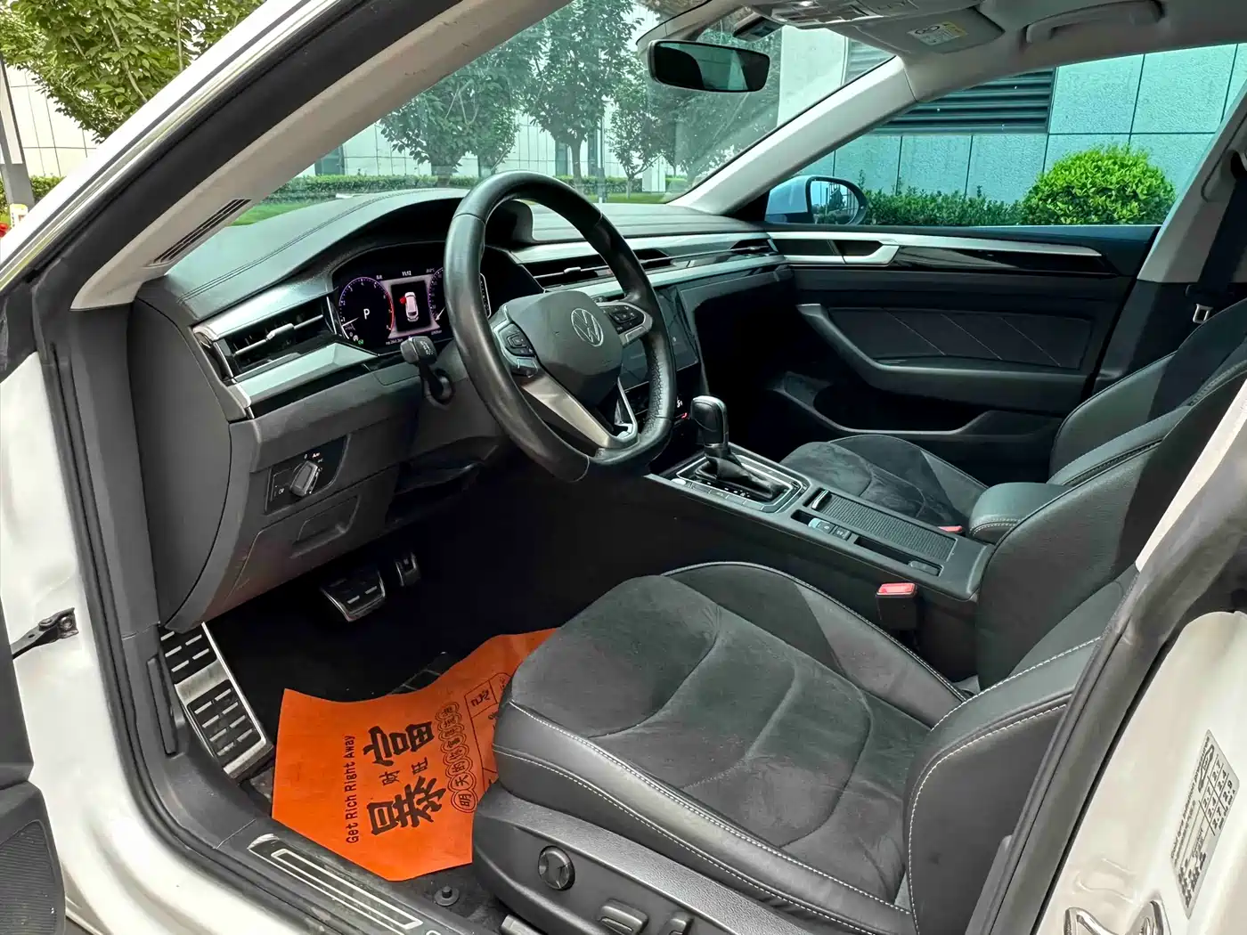 Volkswagen FAW-Volkswagen CC 2021 Shooting Brake 330TSI Hunter Edition фото 12