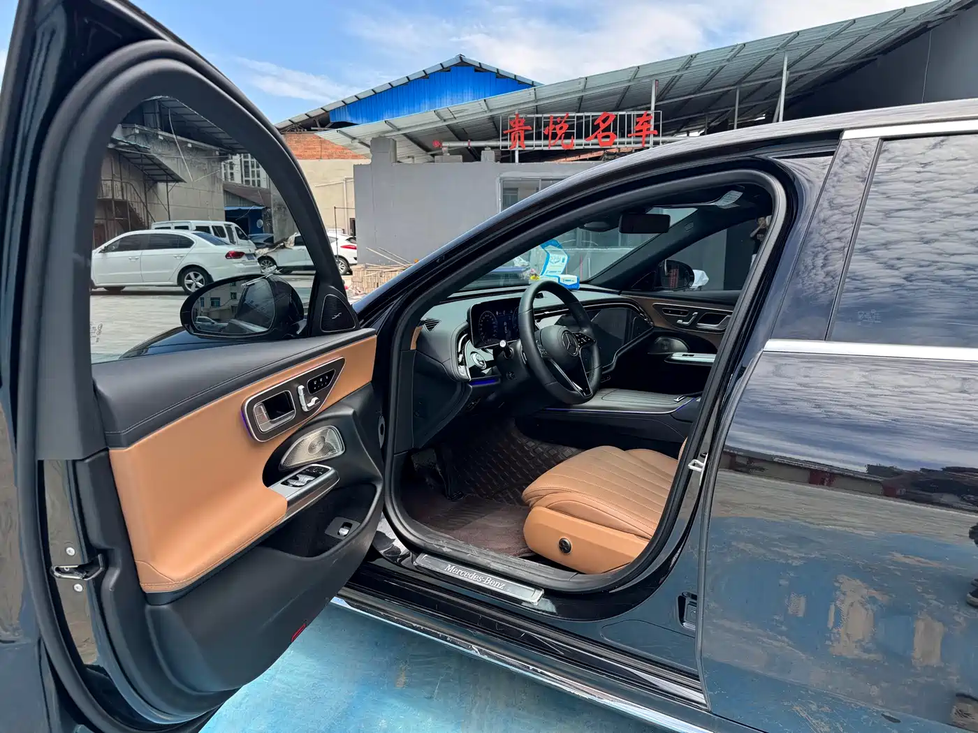 Mercedes-Benz E-Class 2024 Model E 300 L Luxury фото 9