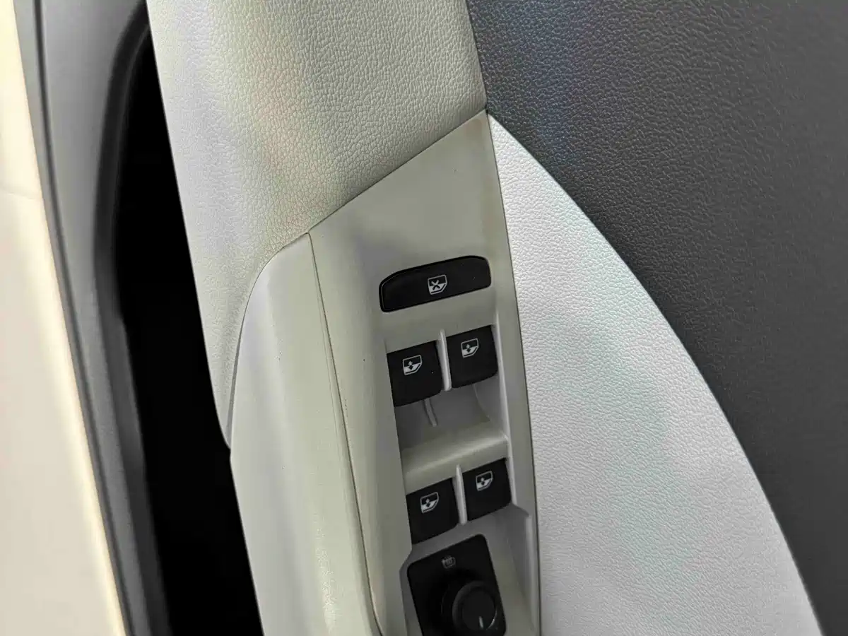 Volkswagen T-Cross 2021 280TSI DSG Comfort Edition фото 19