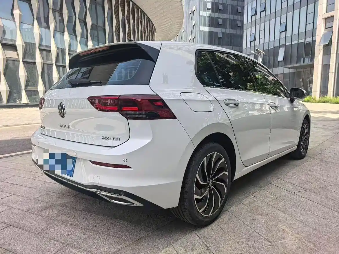 Volkswagen Golf 2023 280TSI DSG Pro фото 7