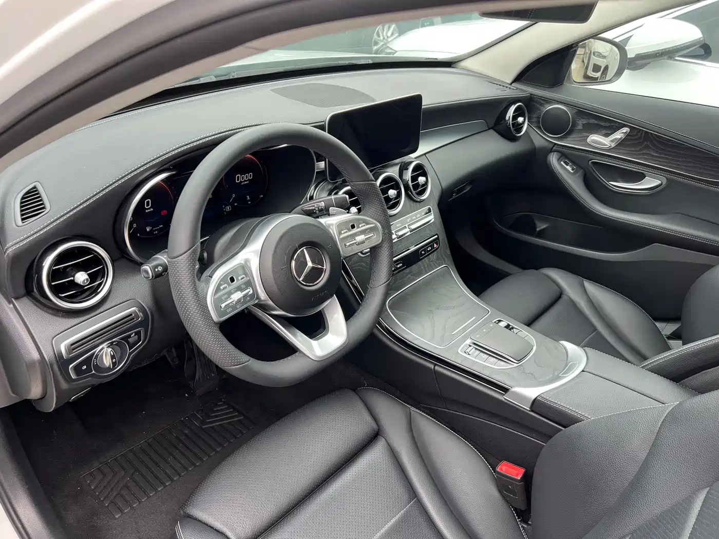Mercedes-Benz C-Class 2020 Facelift C 200 L Fashion Sport Version фото 14