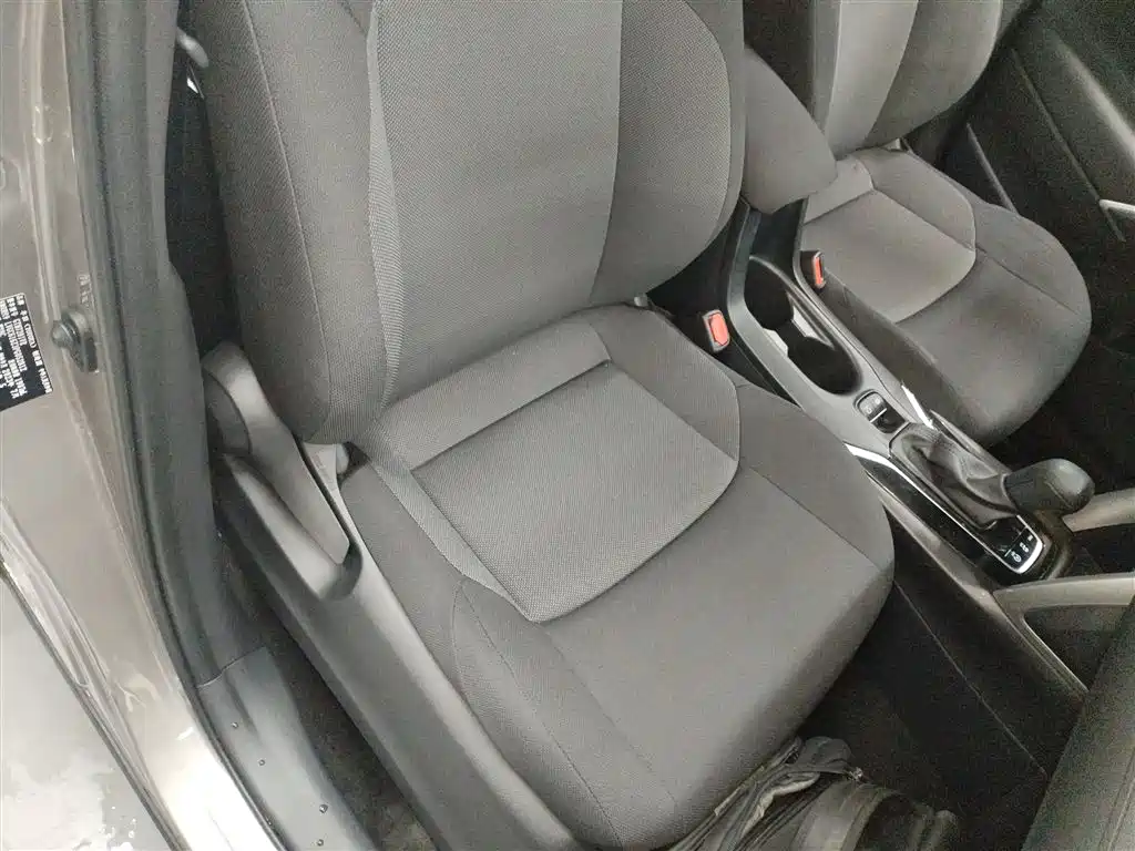 Toyota Frontlander 2023 2.0L CVT Elite Edition фото 25