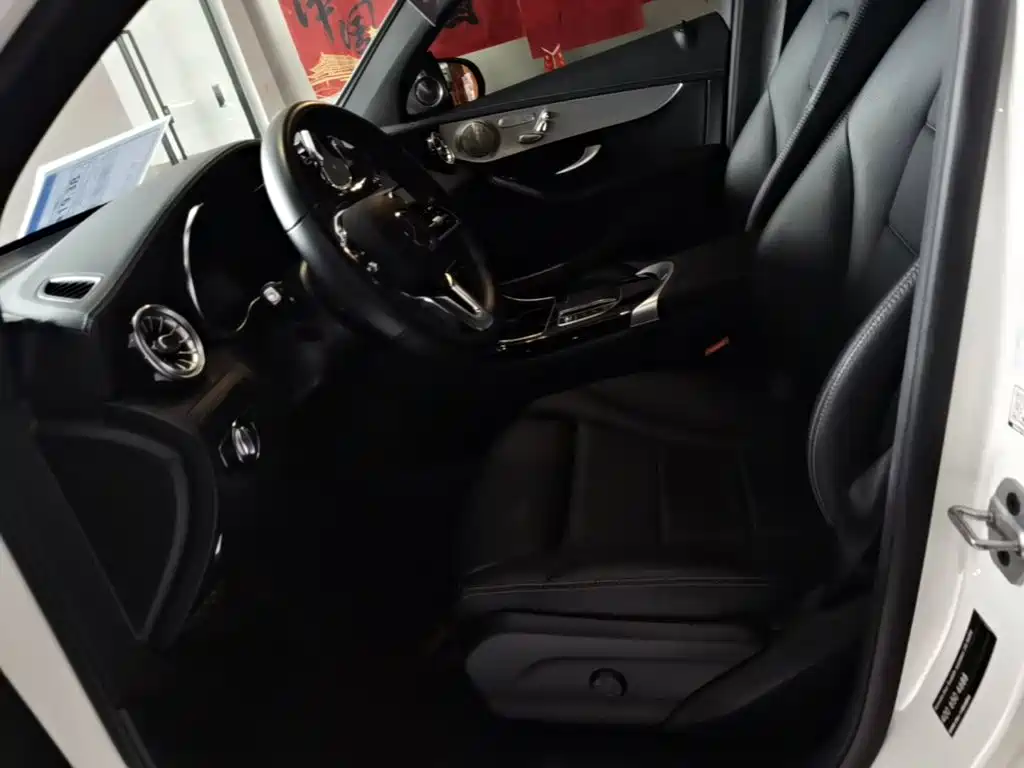 Фото 15 - Mercedes-Benz GLC Coupe