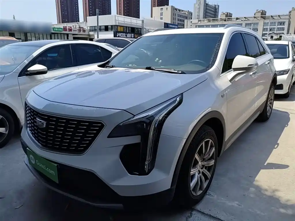 Cadillac XT4 2018 28T FWD Leading Edition