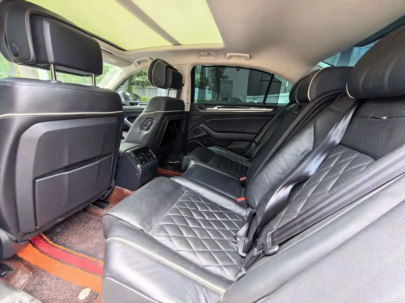 Volkswagen Phideon 2016 380TSI 2WD Executive Edition фото 6