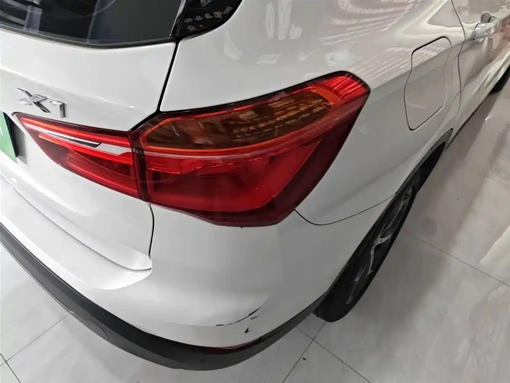 BMW X1 2018 sDrive18Li Premium Model фото 8