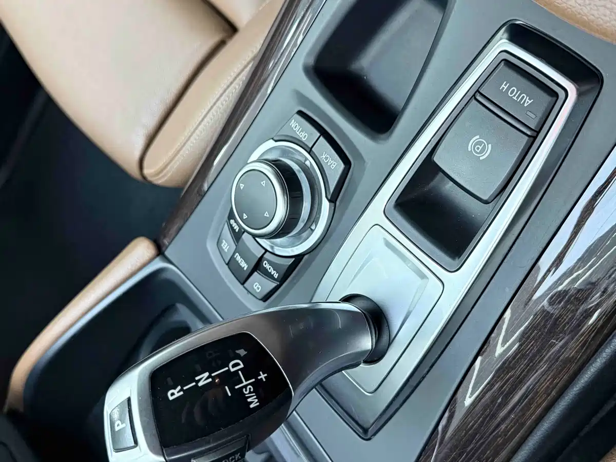 BMW X6 2012 xDrive35i фото 13