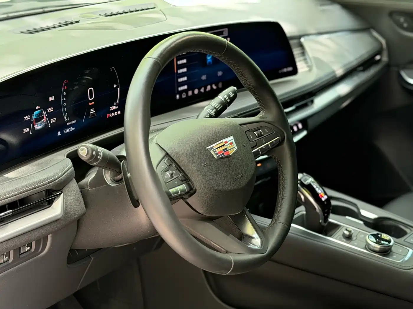 Cadillac XT4 2024 28T 2WD Premium фото 12