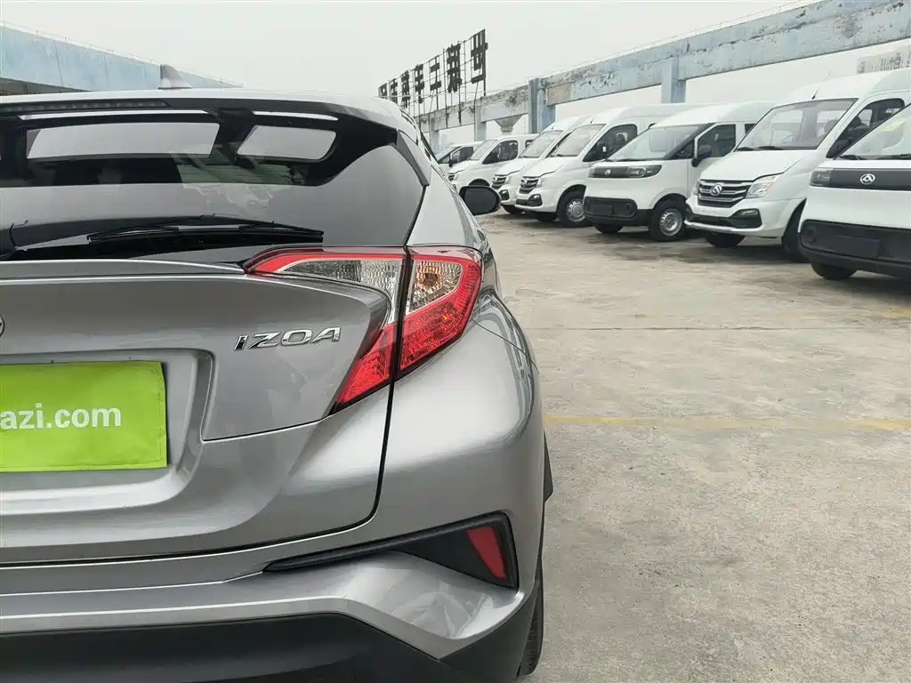 Toyota IZOA 2018 2.0L Speed Edition China VI фото 8