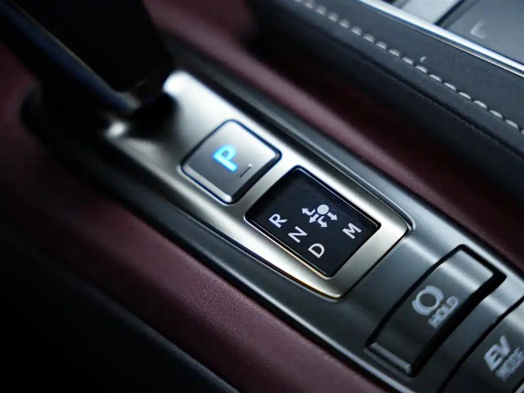 Lexus LC 2018 500h Sport Edition фото 17