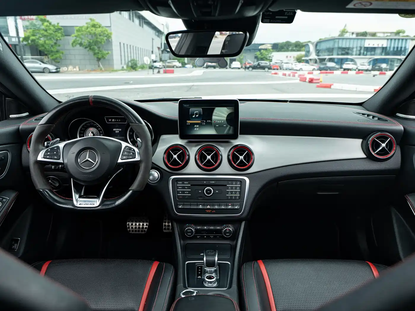 Mercedes-Benz CLA AMG 2015 AMG CLA 45 4MATIC фото 6