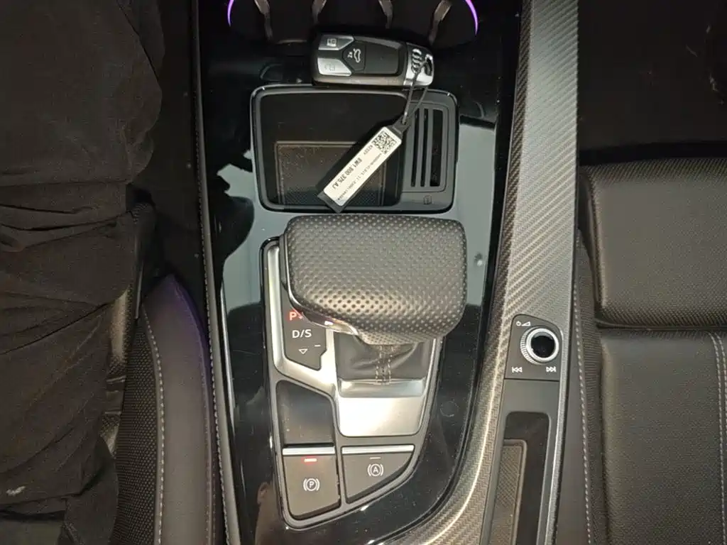 Audi A4L 2024 40 TFSI quattro RS Kit Speed Edition фото 14