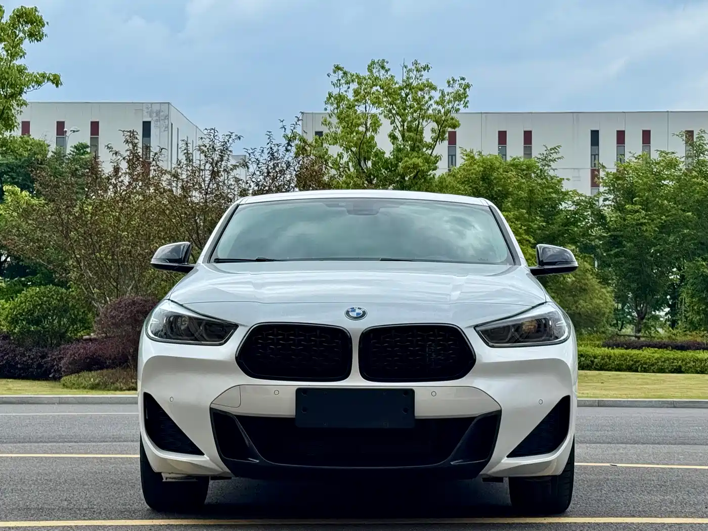 BMW X2 2023 sDrive25i M Sport Shadow Edition фото 2