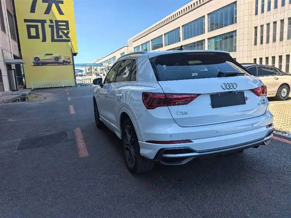 Audi Q3 2023 35 TFSI Fashion Dynamic (1.4T) фото 4