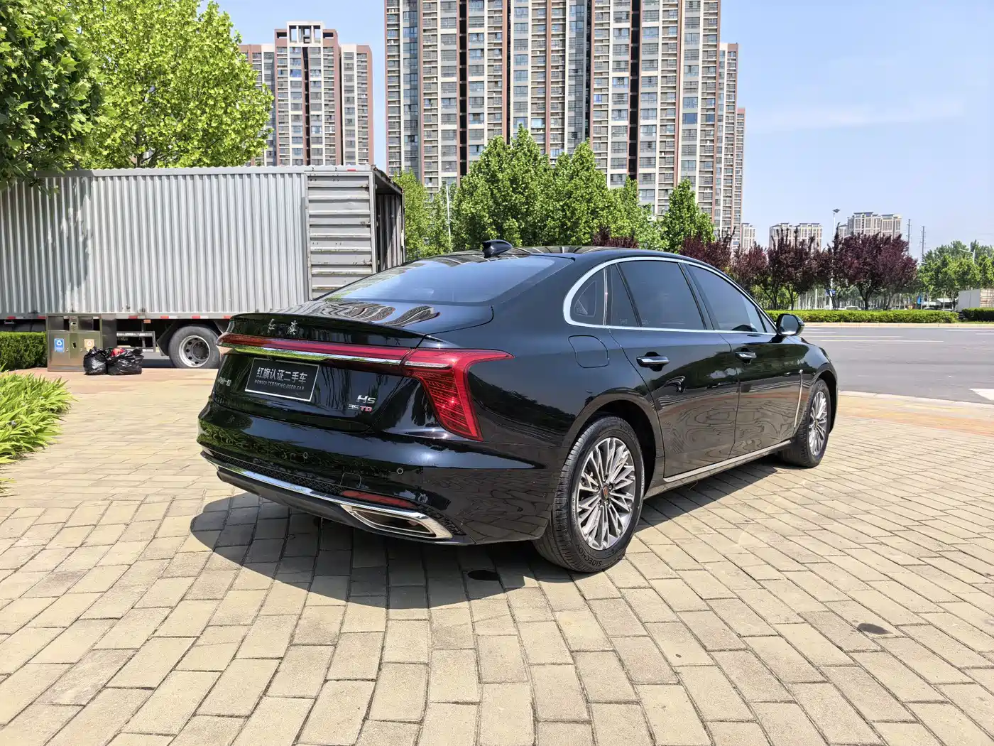 Hongqi H5 2024 1.5T DCT Smart Connect Flag Rhythm Edition фото 21