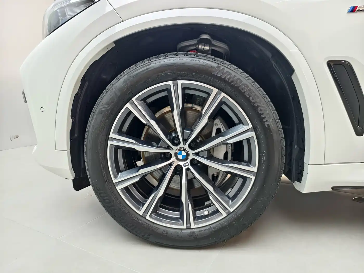 BMW X5 (Import) 2021 xDrive40i M Sport Package фото 13