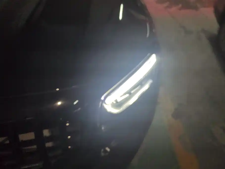 Mercedes-Benz GLB 2024 Facelift GLB 220 Dynamic фото 5