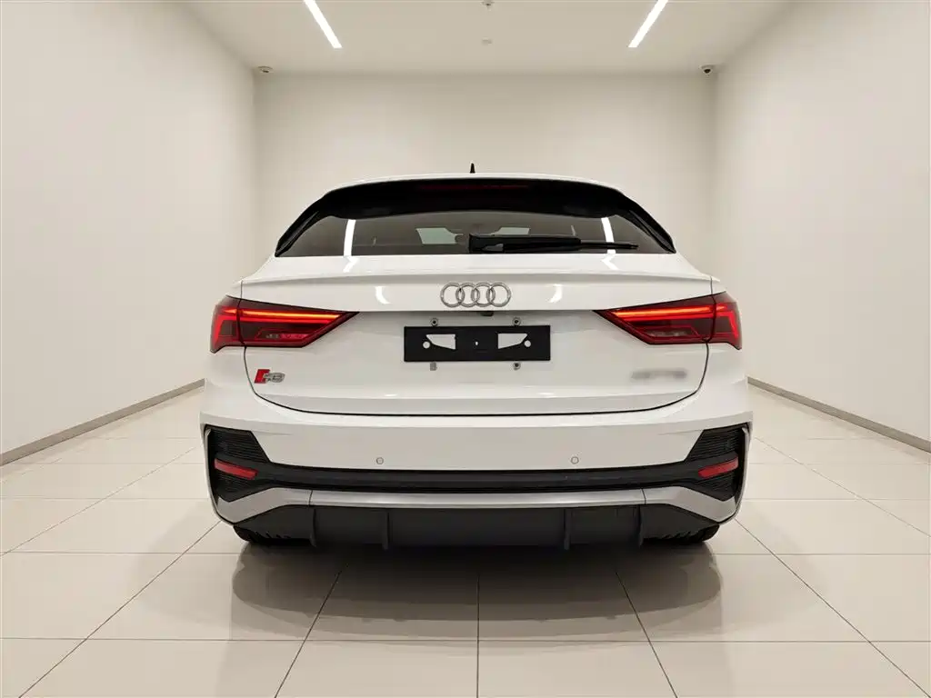 Audi Q3 Sportback 2020 40 TFSI Fashion фото 4
