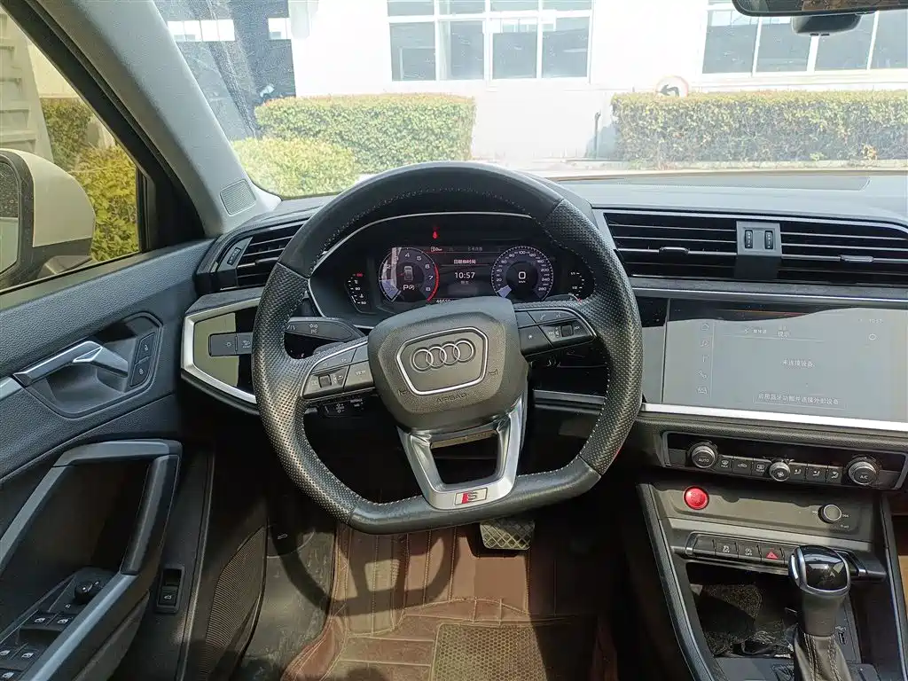 Audi Q3 Sportback 2020 40 TFSI Fashion фото 7