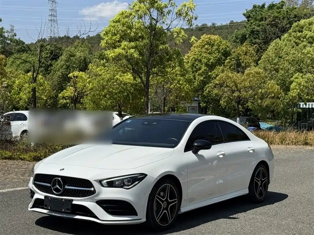 Mercedes-Benz CLA (Import) 2023 CLA 200 4MATIC фото 3