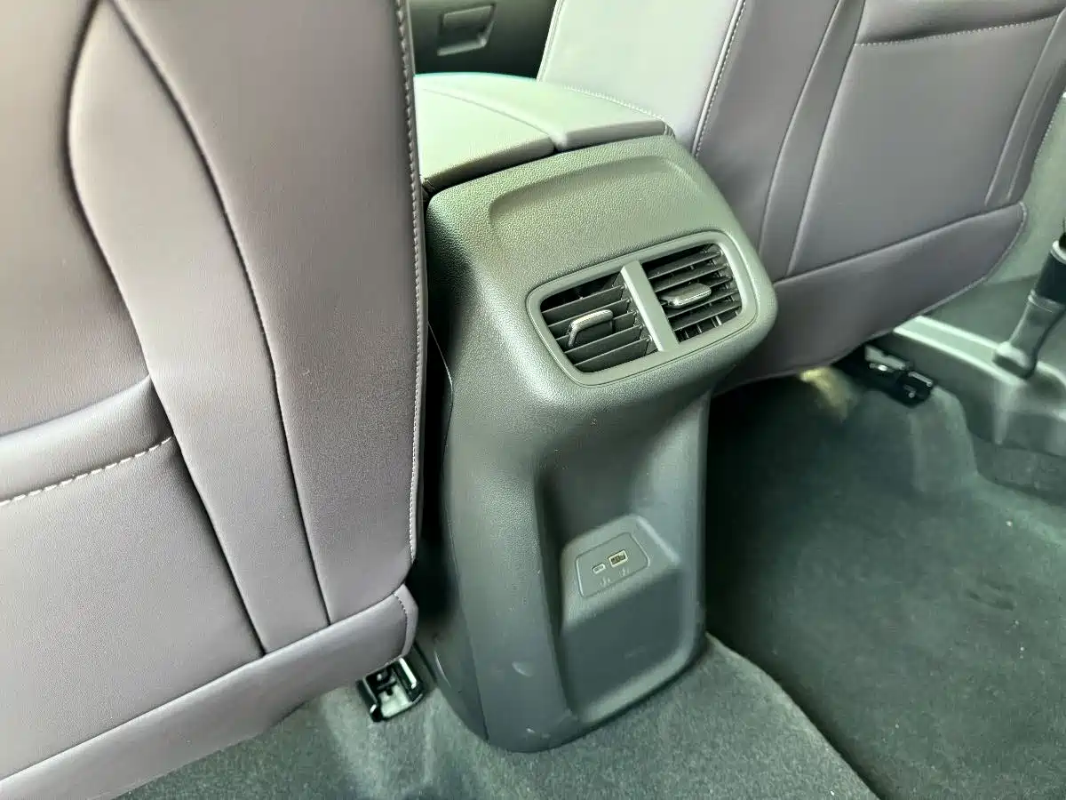 Buick Envision Plus 2026 Envision Plus 28T FWD Base фото 18