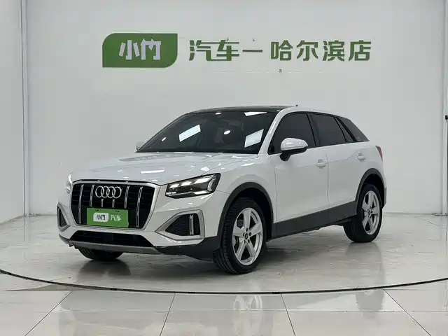 Audi Q2L 35 TFSI, Advance Elegant