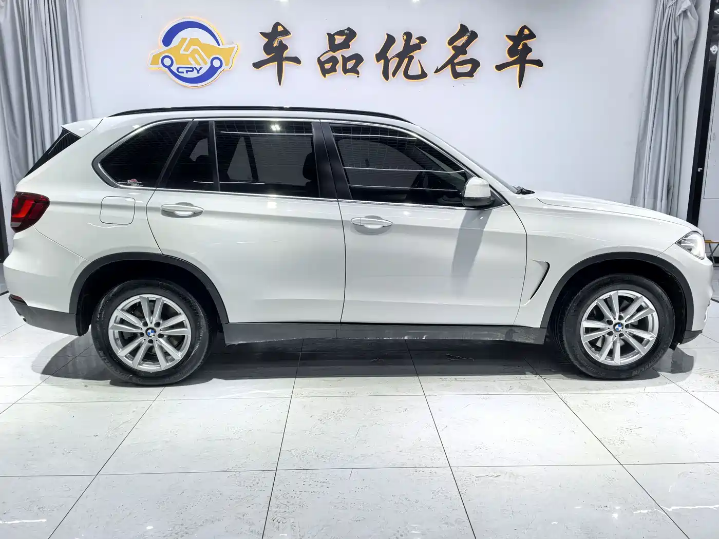 BMW X5 (Import) 2018 xDrive35i M Sport Model фото 4