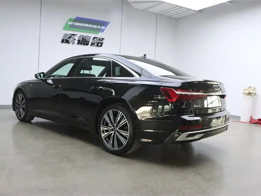 Audi A6L 2024 45 TFSI Premium Dynamic фото 4
