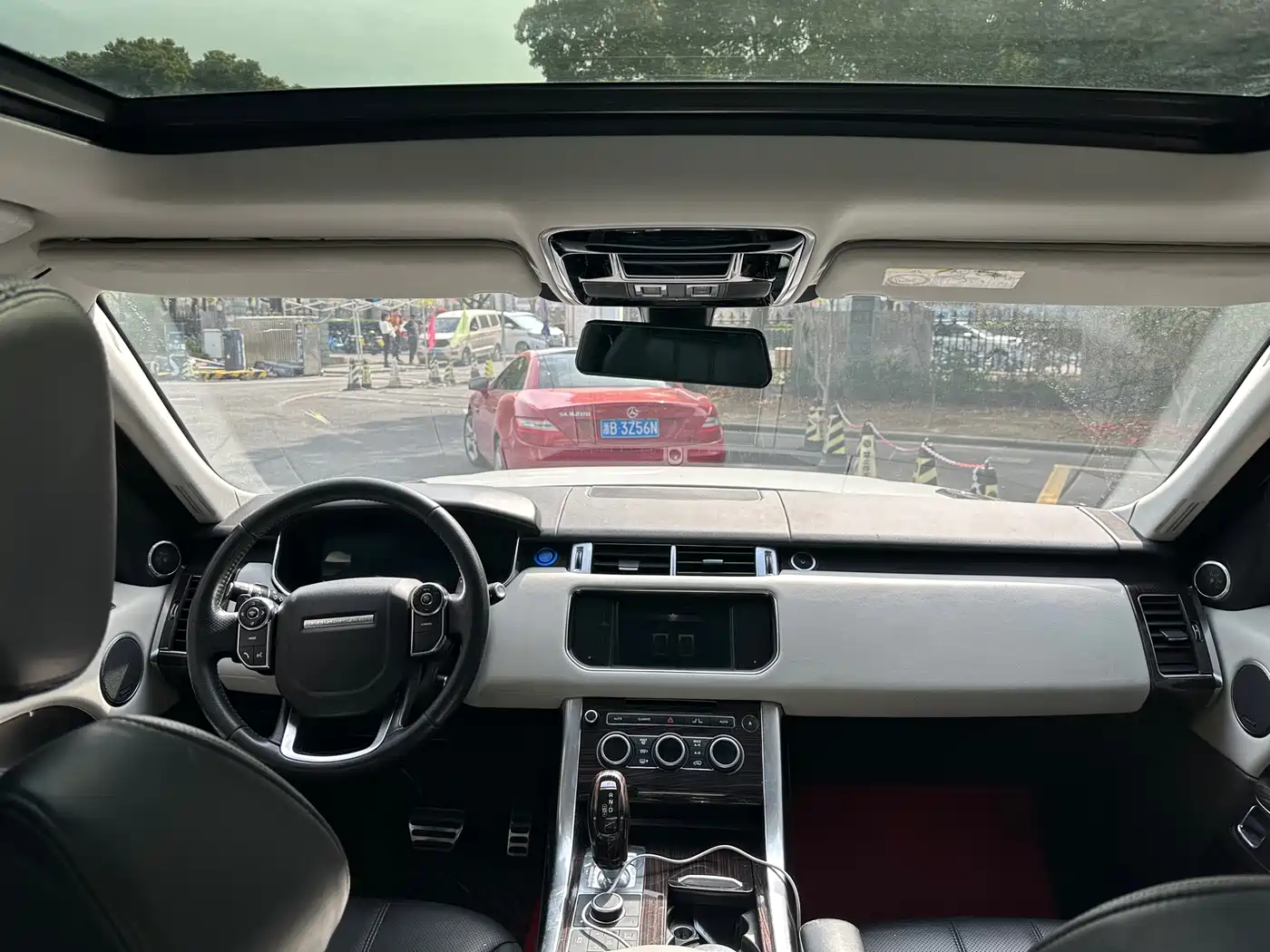 Land Rover Range Rover Sport 2015 3.0 SC V6 HSE фото 5