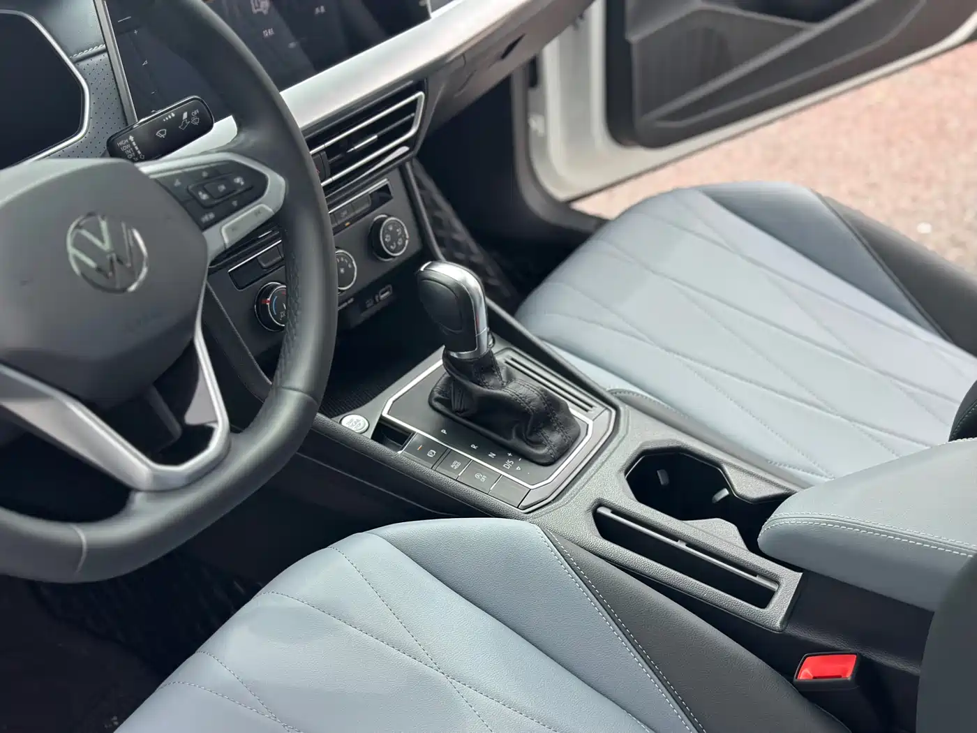 Volkswagen Lavida 2024 Model 1.5L Automatic Starlight 5 Million Edition фото 16