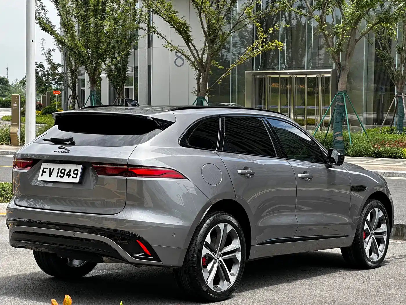 Jaguar F-PACE 2024 P250 R-Dynamic HSE фото 55