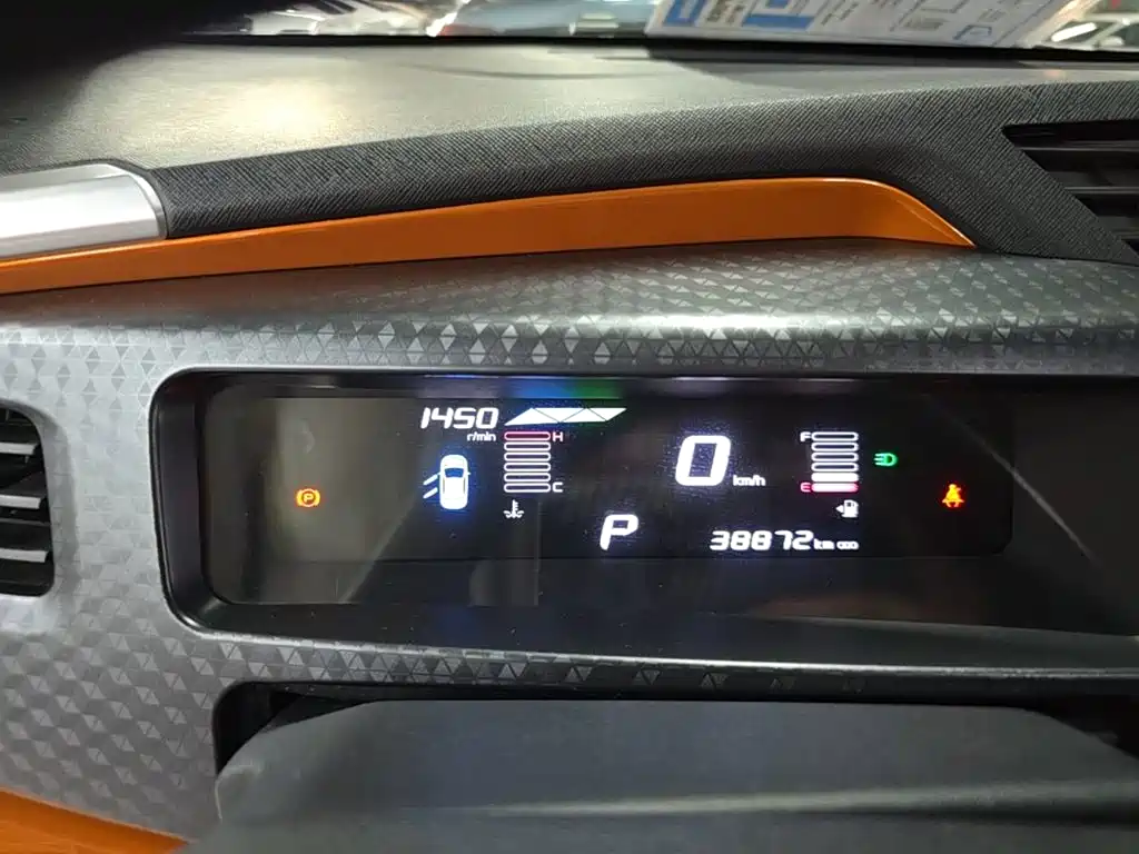 Geely Yuanjing X1 2018 2017 1.3L Auto Player Edition
