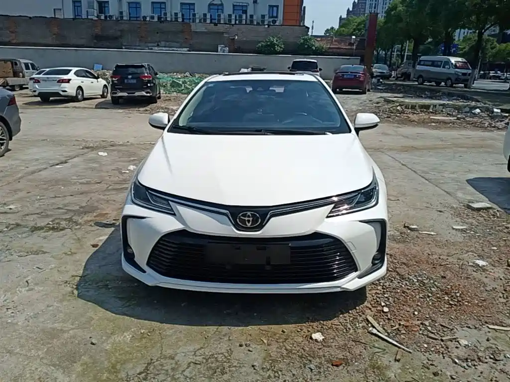 Toyota Corolla 2019 1.2T S-CVT Sport Edition фото 3