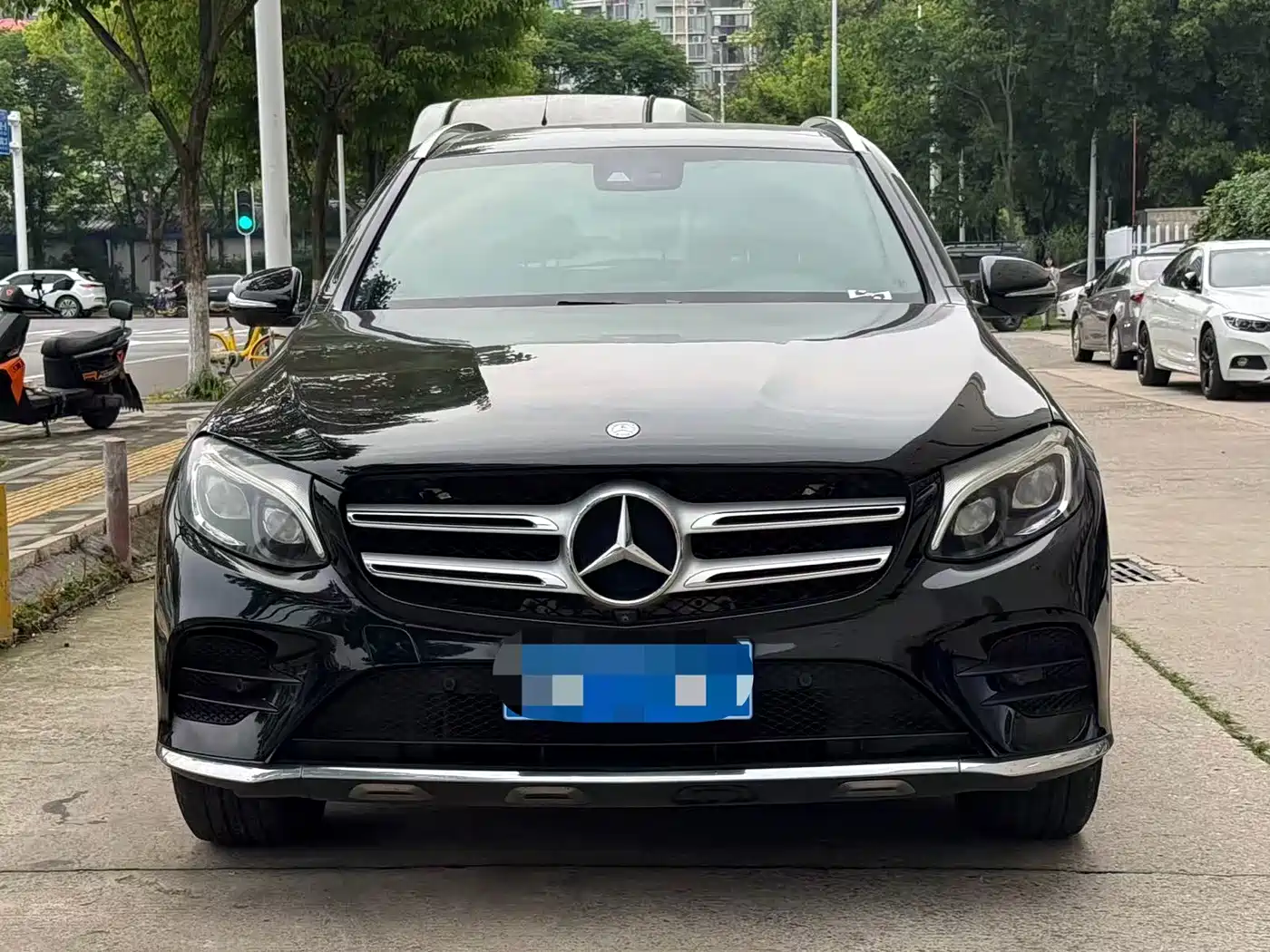 Mercedes-Benz GLC 2017 GLC 300 4MATIC Dynamic фото 2